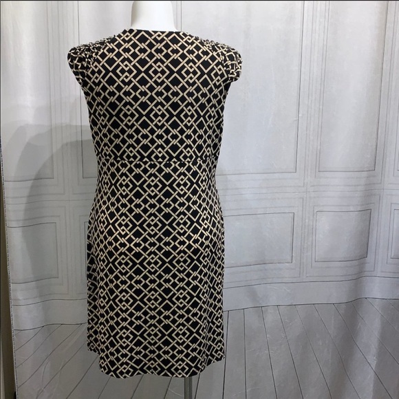 Kiara black tan/cream geometric print dress - Picture 6 of 8